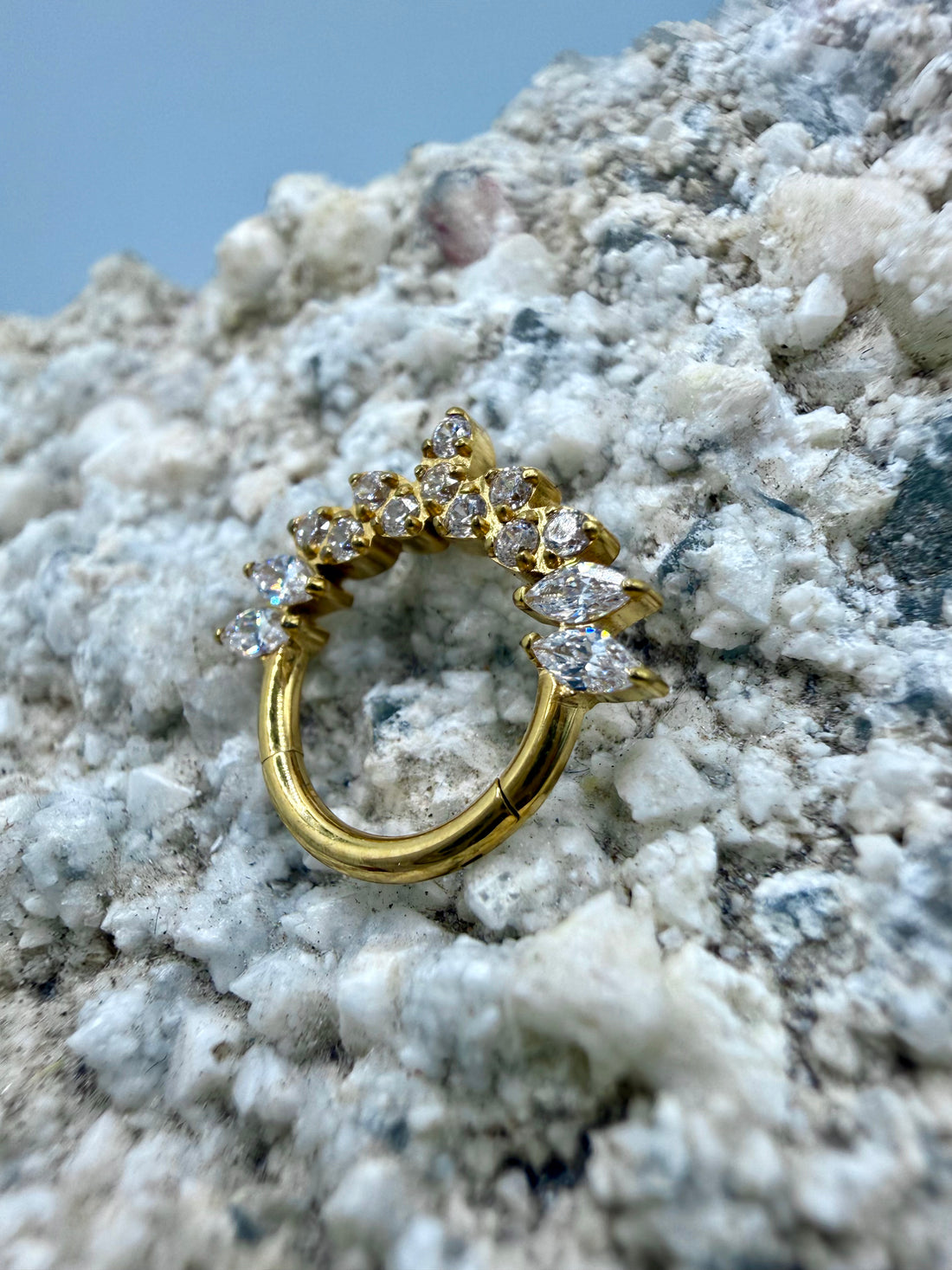 Ring/Clicker Titan 1.2mm mit Zirkonia Marquise 8mm