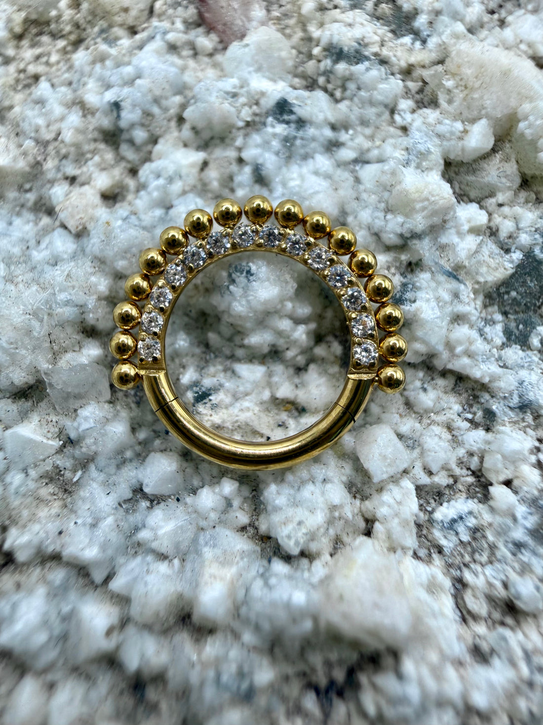 Ring/Clicker Titan 1.2mm mit Zirkonia und Dots 8mm