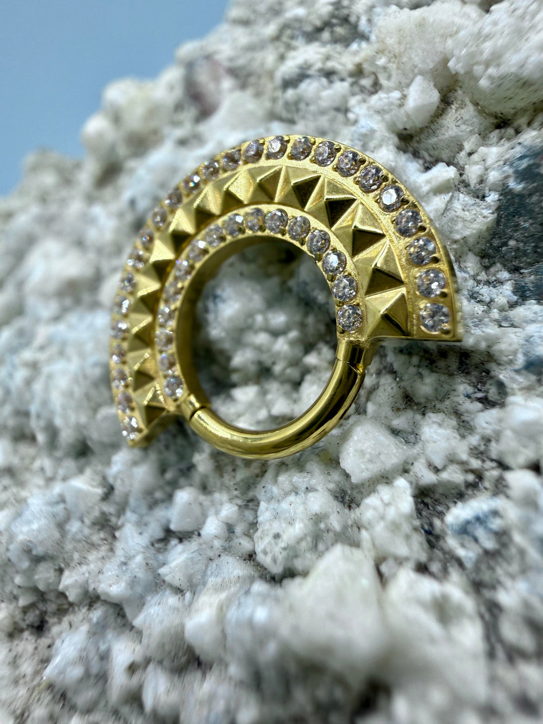Ring/Clicker Titan 1.2mm Oriental mit Zirkonia 8mm