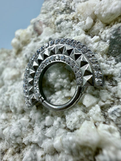 Ring/Clicker Titan 1.2mm Oriental mit Zirkonia 8mm