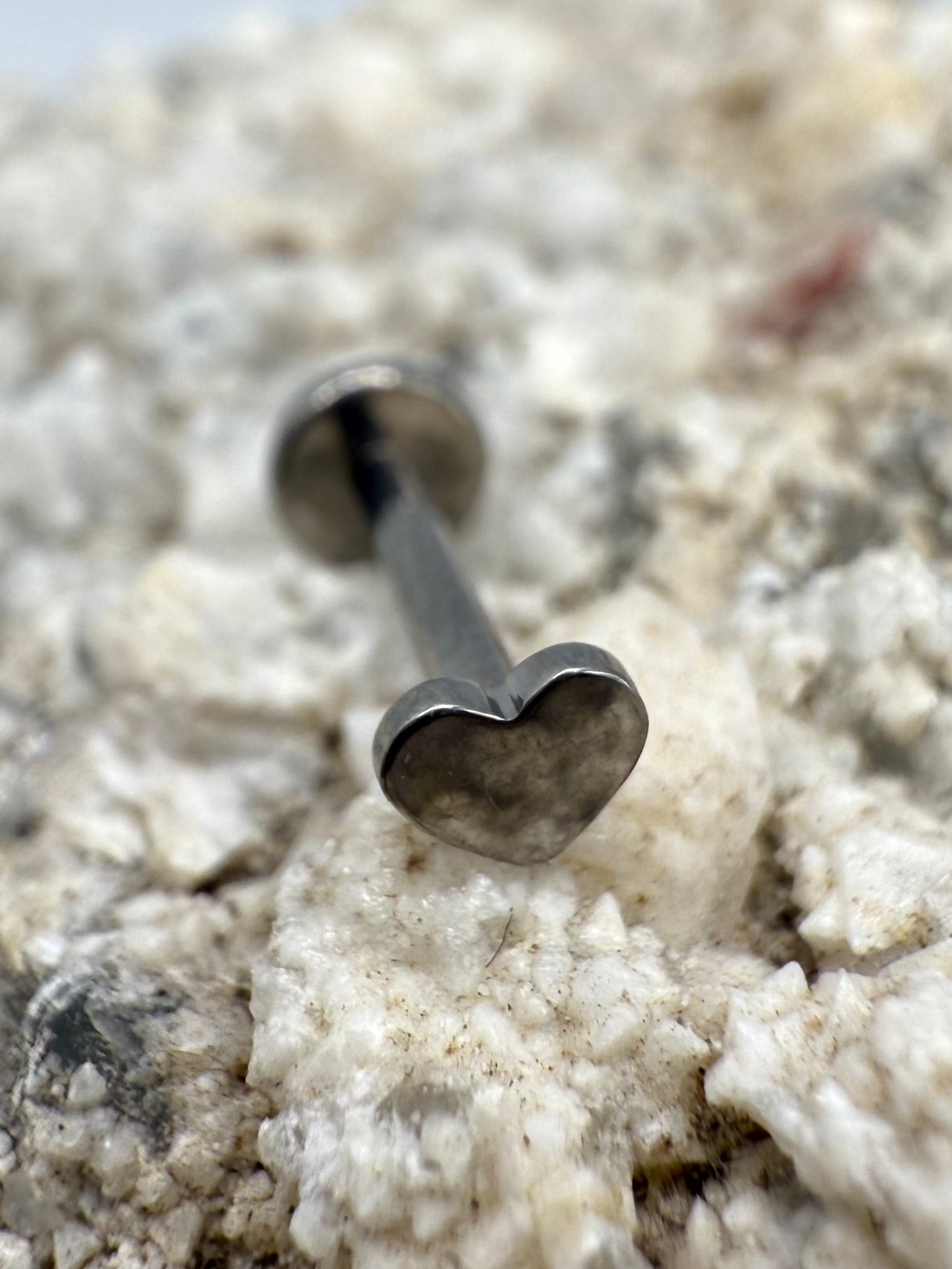Labret Titan 1.2mm mit Herz 3mm