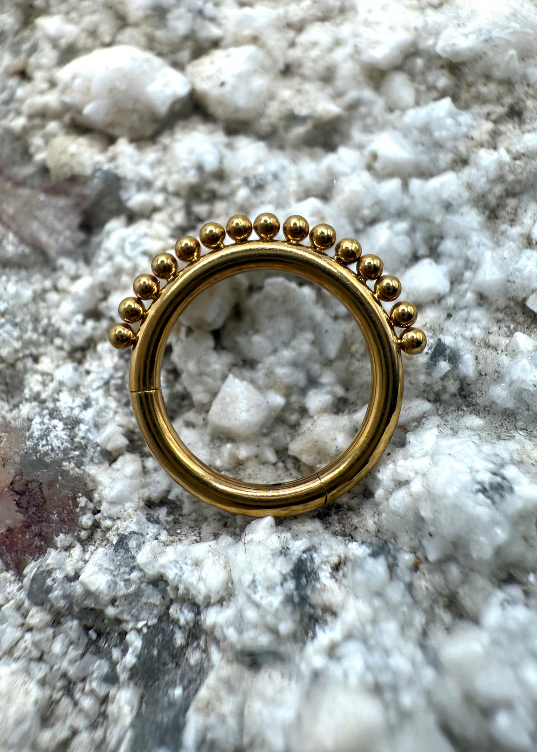 Ring/Clicker Titan 1.2mm mit Dots 8mm