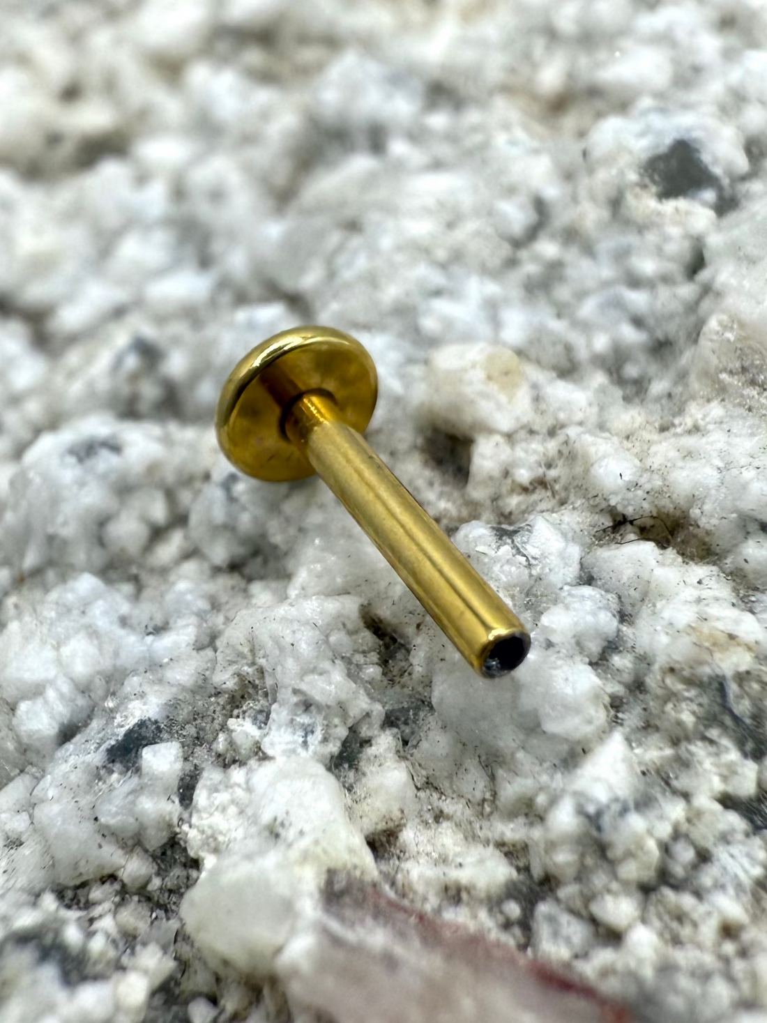 Labret Titan 1.2mm mit Dreifach-Zirkonia 4mm