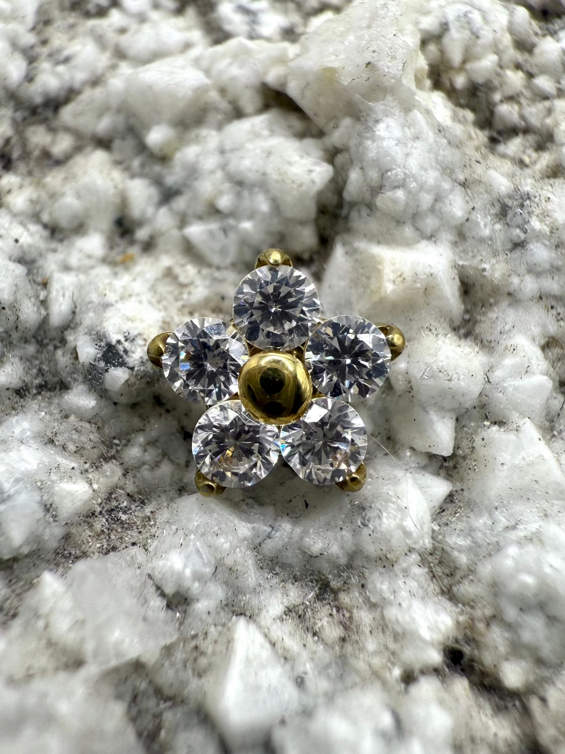 Labret Titan 1.2mm mit Zirkonia-Blume 6mm